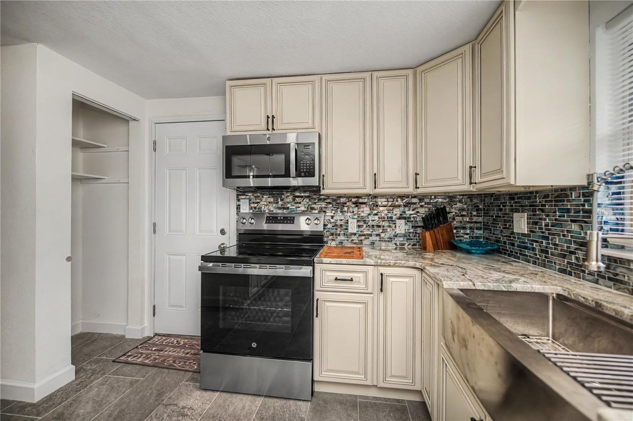 2820 Marlin Place, Punta Gorda, FL 33950 Photo