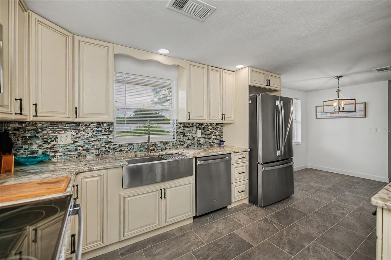 2820 Marlin Place, Punta Gorda, FL 33950 Photo