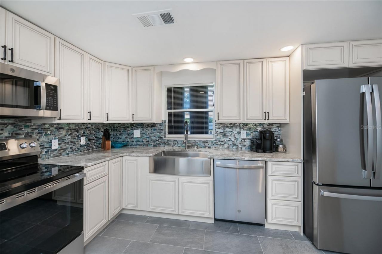 2820 Marlin Place, Punta Gorda, FL 33950 Photo