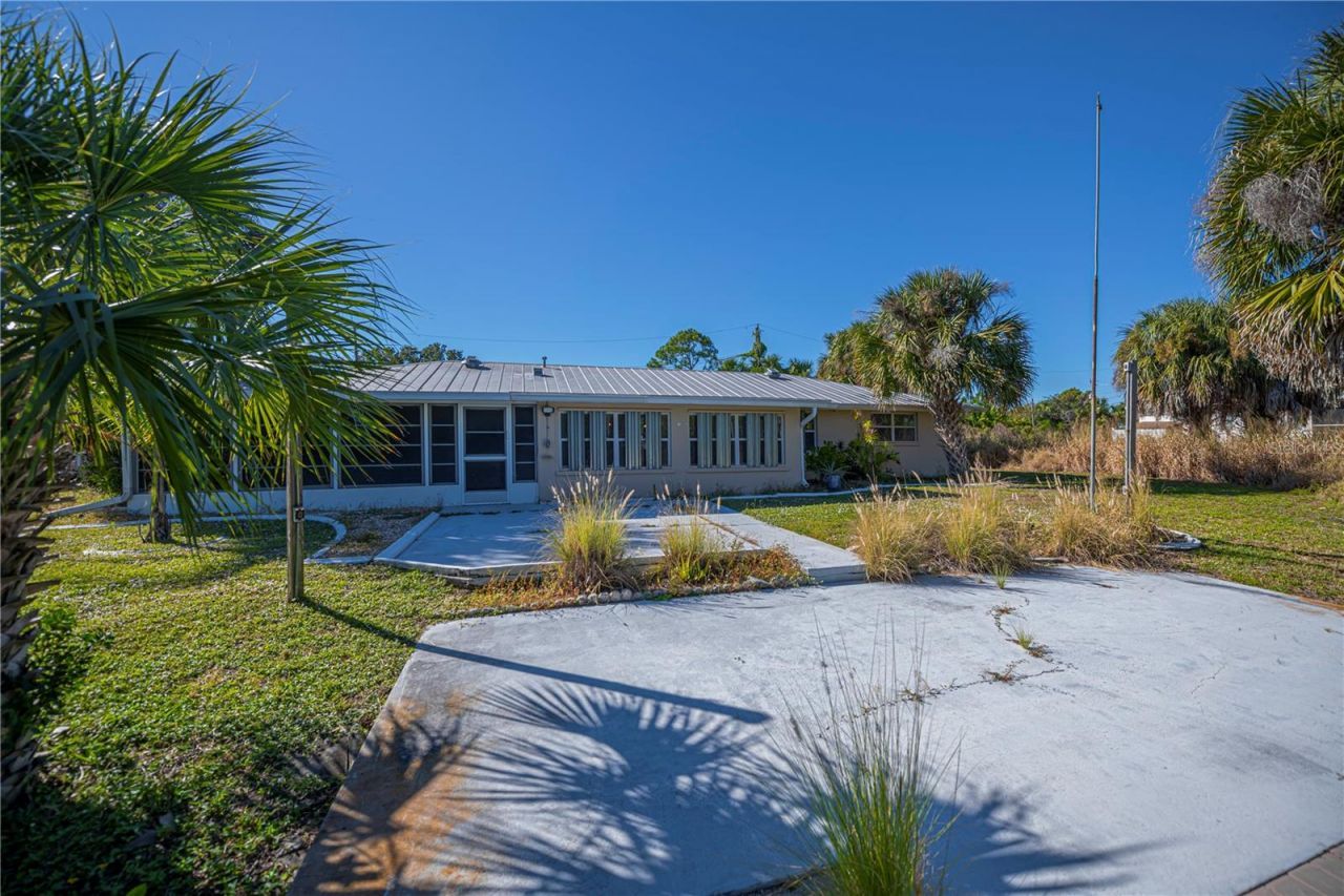 2820 Marlin Place, Punta Gorda, FL 33950 Photo