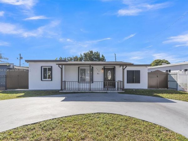 342 W 37th St, Hialeah, FL 33012