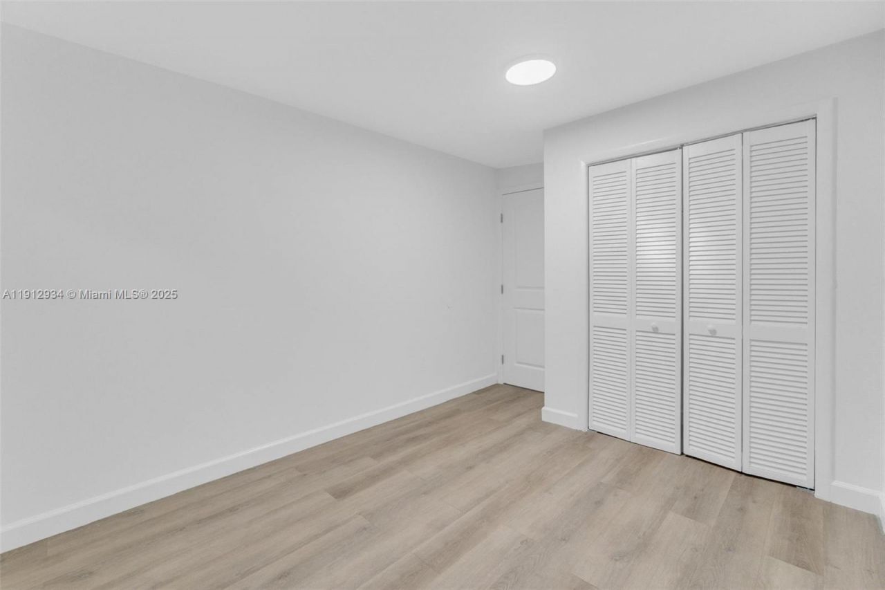 342 W 37th St, Hialeah, FL 33012 Photo