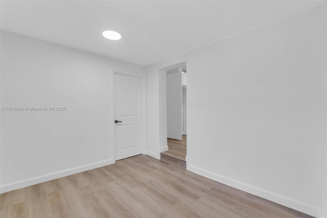 342 W 37th St, Hialeah, FL 33012 Photo