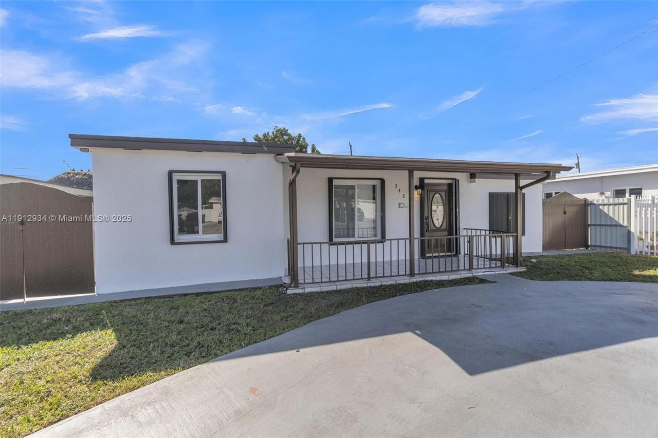 342 W 37th St, Hialeah, FL 33012 Photo
