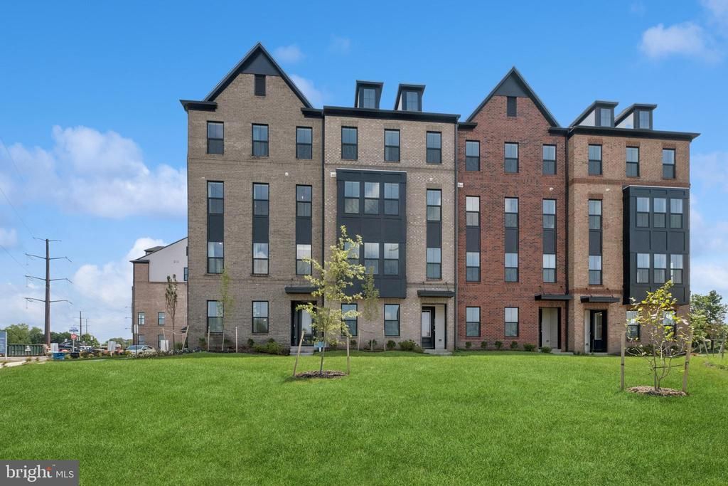 14905 Deco Circle, Unit LOT 95, Chantilly, VA 20151 Main Photo