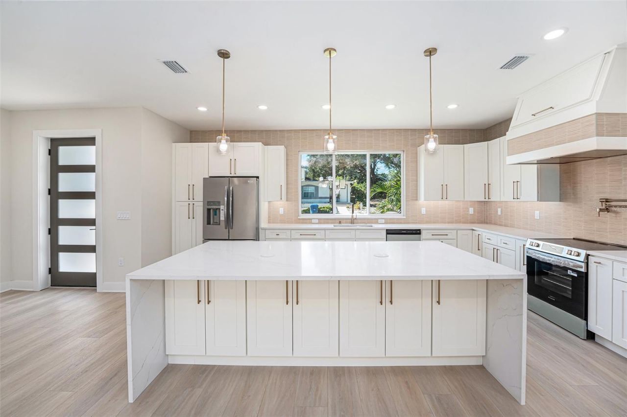 514 Summit Street, Largo, FL 33770 Photo