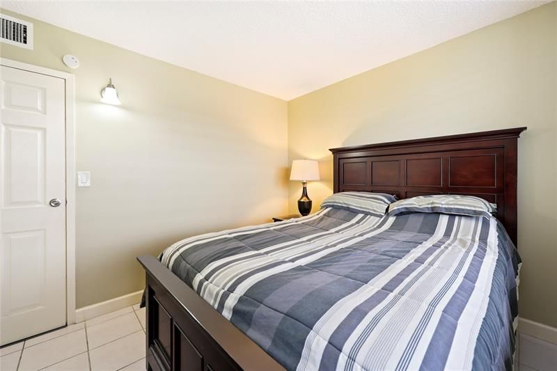 2901 NW 48th Avenue, Unit 355, Lauderdale Lakes, FL 33313 Photo