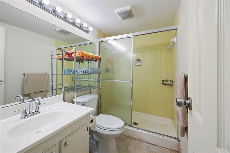 2901 NW 48th Avenue, Unit 355, Lauderdale Lakes, FL 33313 Photo