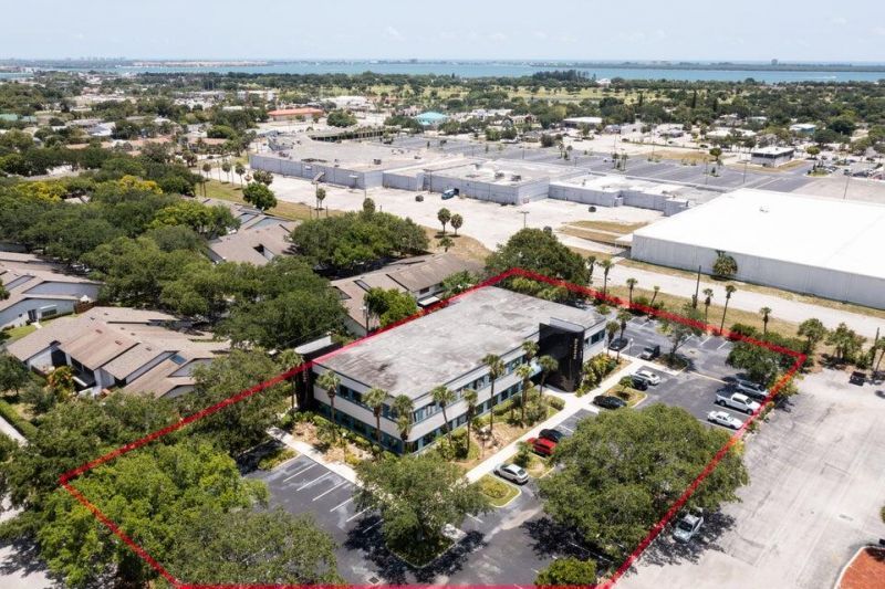 2222 Colonial Road, Unit 200, Fort Pierce, FL 34950 Photo