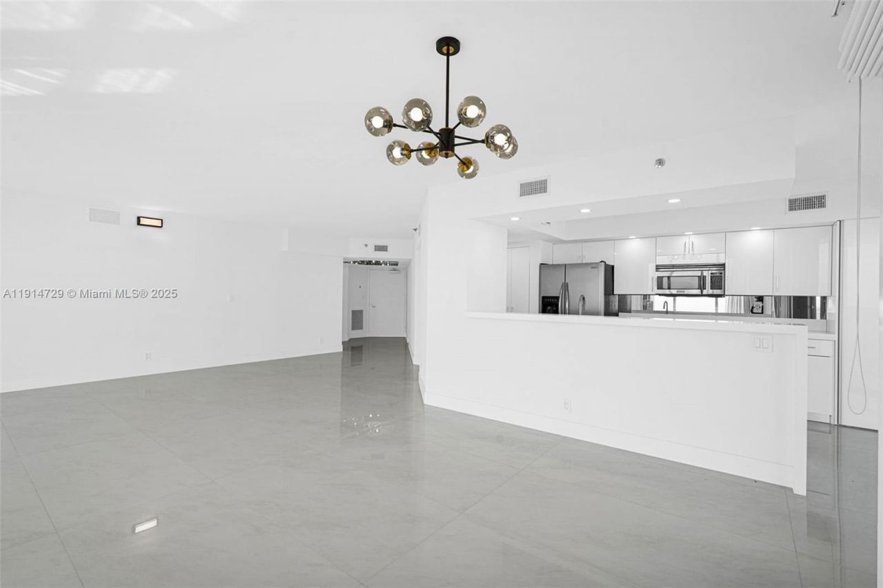 16485 Collins Ave, Unit 1236, Sunny Isles Beach, FL 33160 Photo