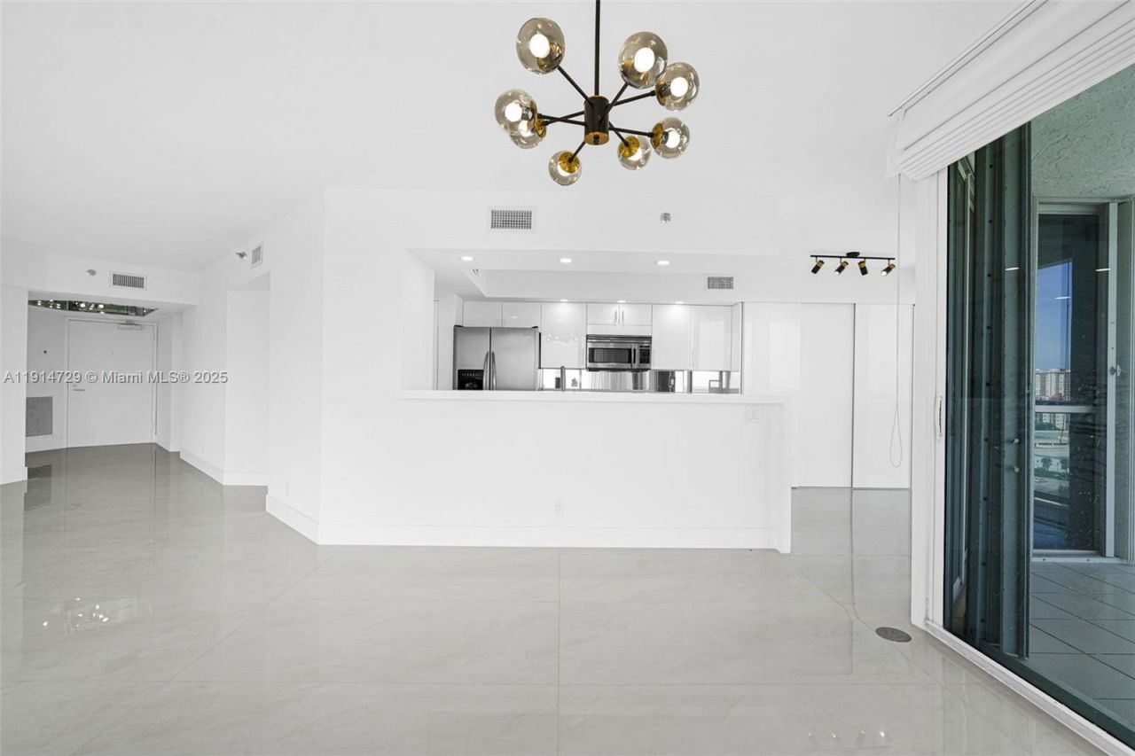 16485 Collins Ave, Unit 1236, Sunny Isles Beach, FL 33160 Photo