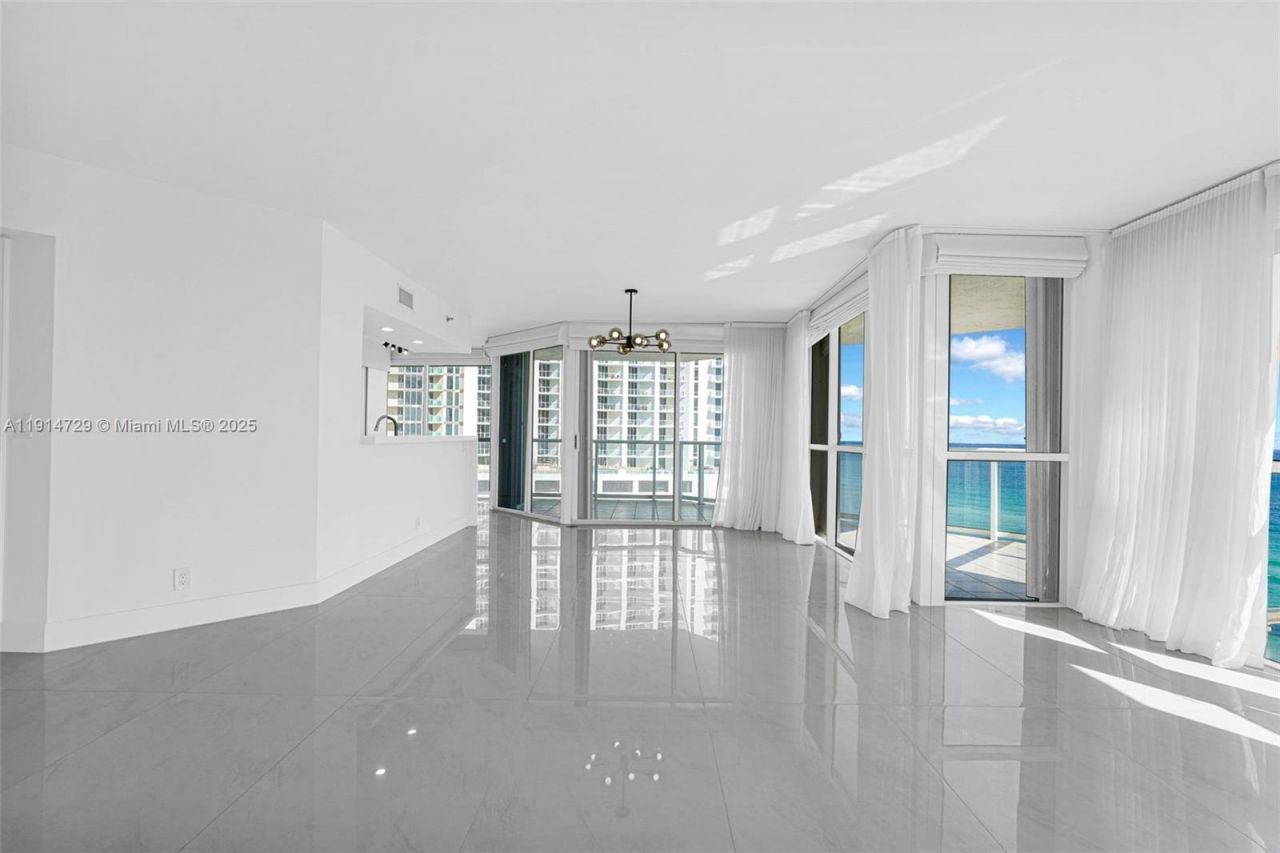 16485 Collins Ave, Unit 1236, Sunny Isles Beach, FL 33160 Photo