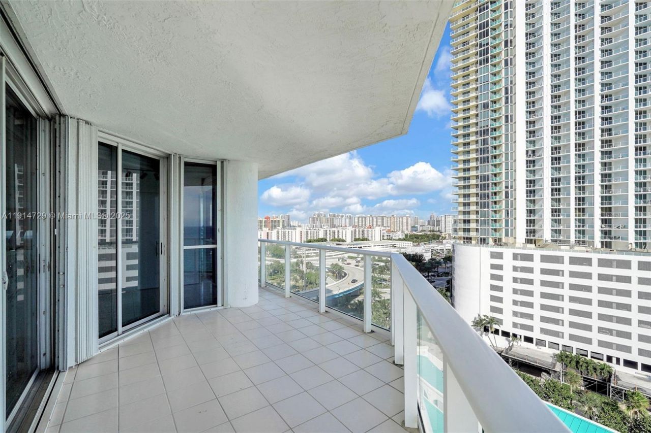 16485 Collins Ave, Unit 1236, Sunny Isles Beach, FL 33160 Photo