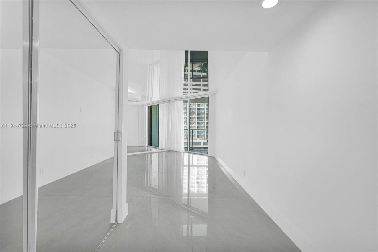 16485 Collins Ave, Unit 1236, Sunny Isles Beach, FL 33160 Photo