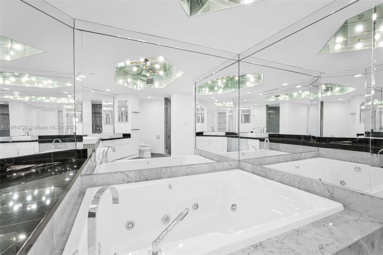 16485 Collins Ave, Unit 1236, Sunny Isles Beach, FL 33160 Photo