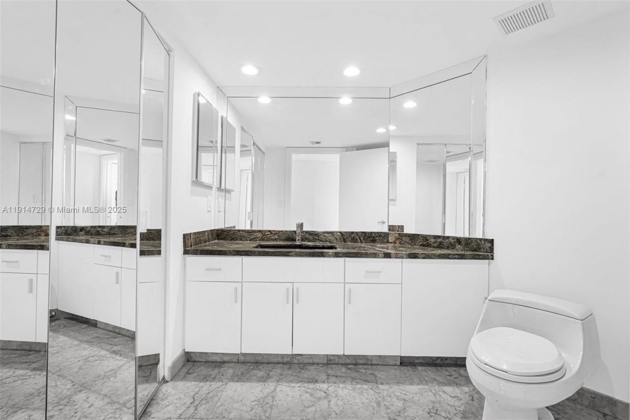 16485 Collins Ave, Unit 1236, Sunny Isles Beach, FL 33160 Photo