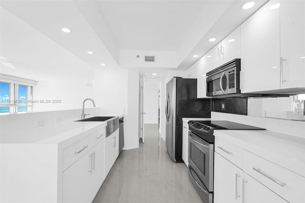 16485 Collins Ave, Unit 1236, Sunny Isles Beach, FL 33160 Photo