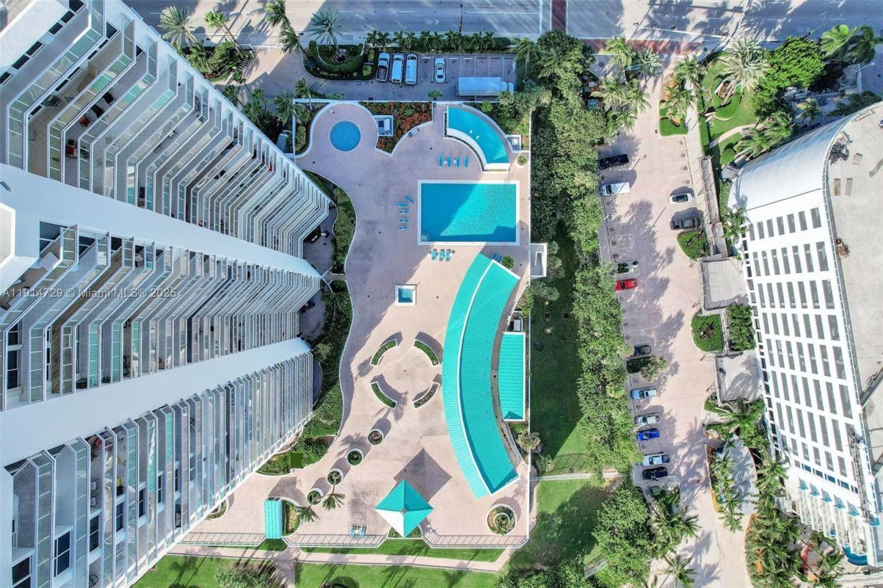 16485 Collins Ave, Unit 1236, Sunny Isles Beach, FL 33160 Photo