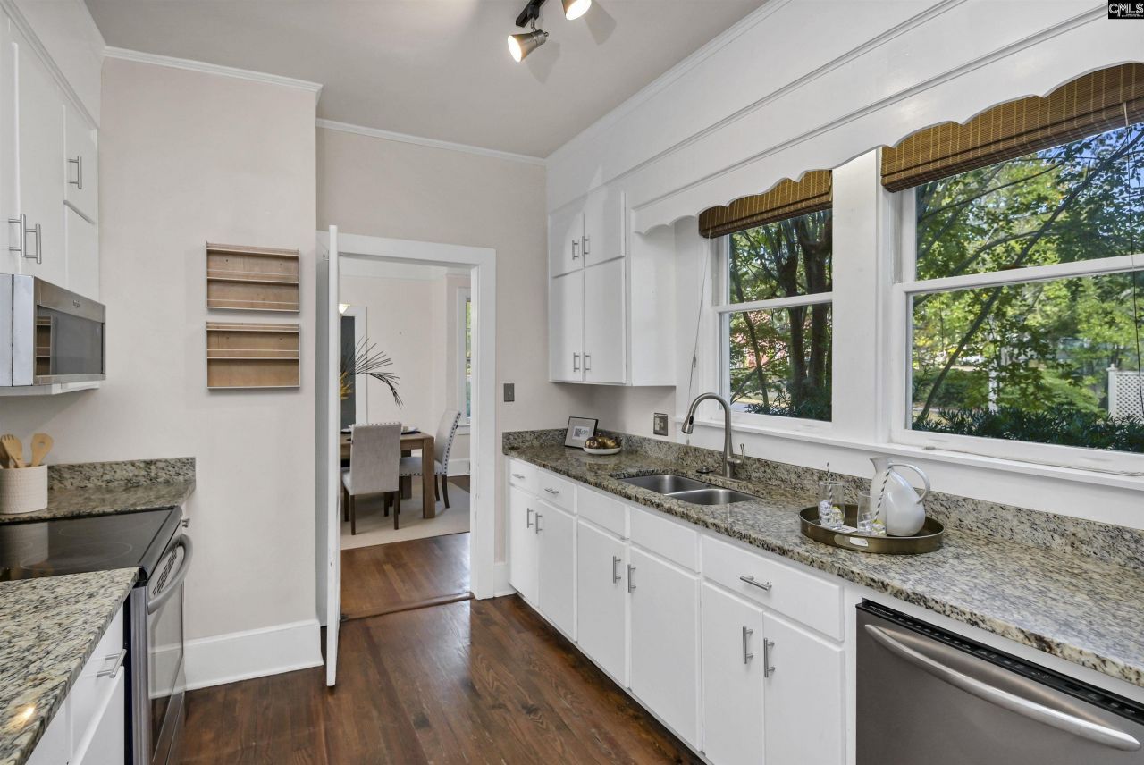 528 Capitol Place  Photo 23