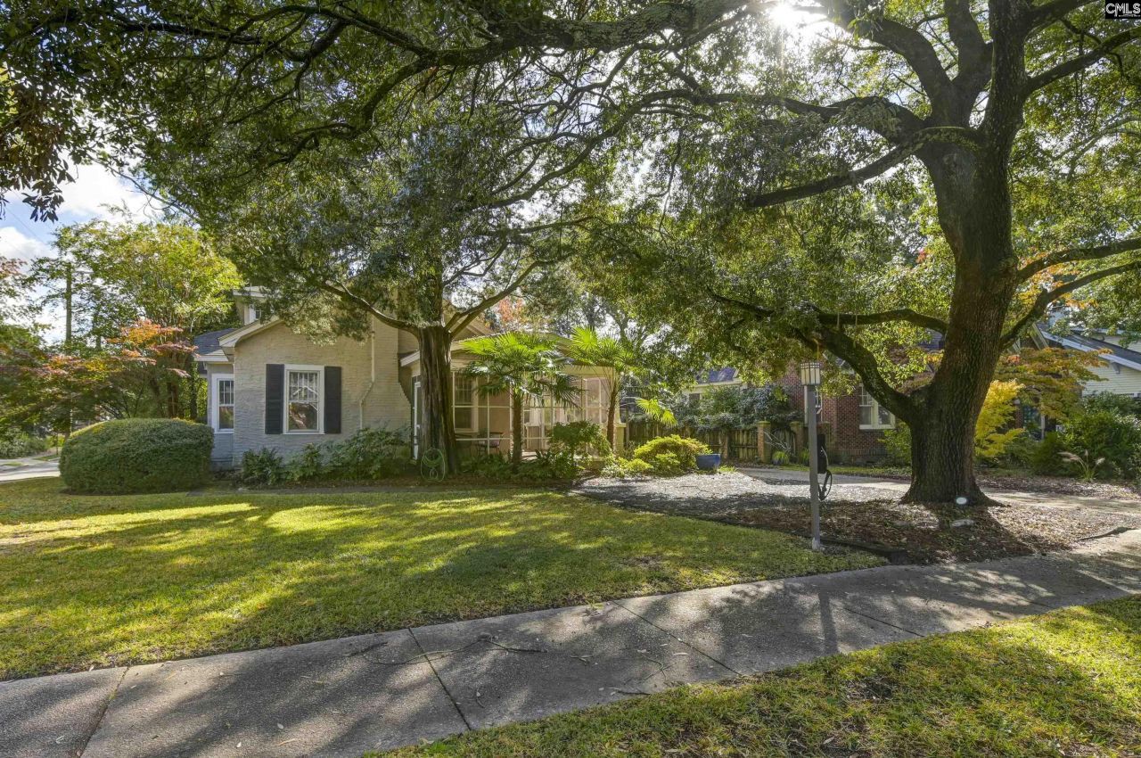 528 Capitol Place  Photo 4