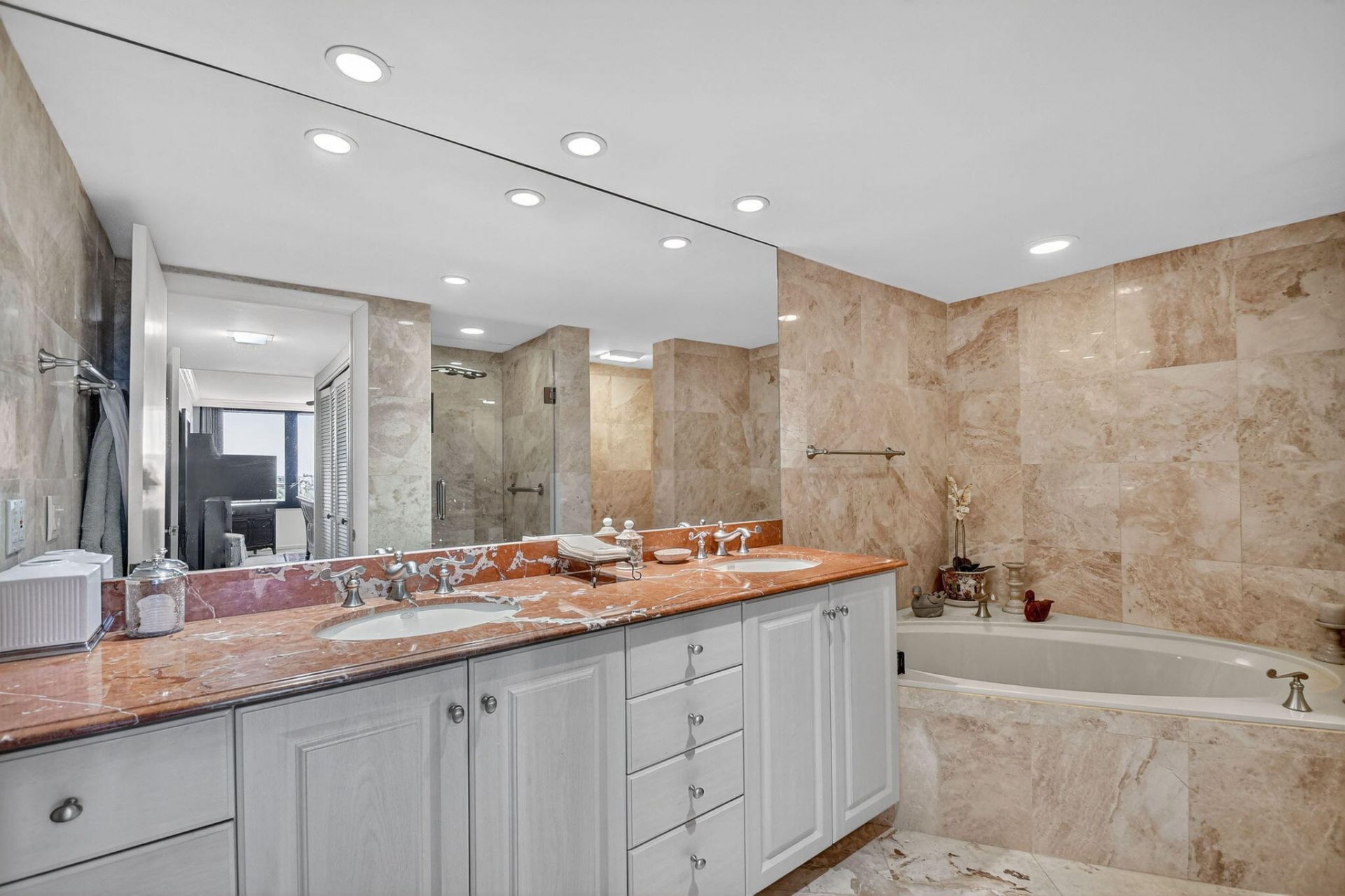 3589 S Ocean Boulevard, Unit 608, South Palm Beach, FL 33480 Photo