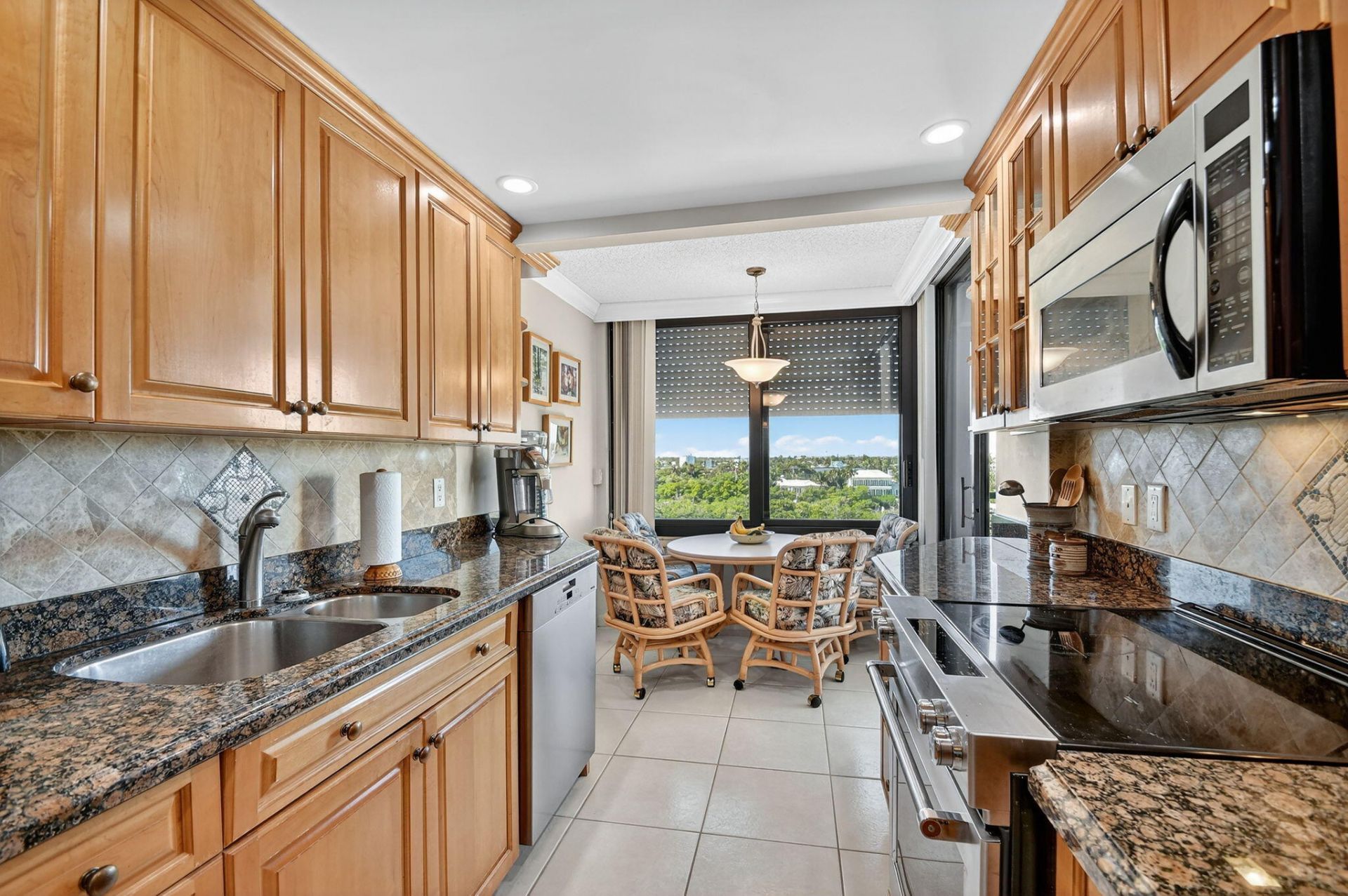 3589 S Ocean Boulevard, Unit 608, South Palm Beach, FL 33480 Photo