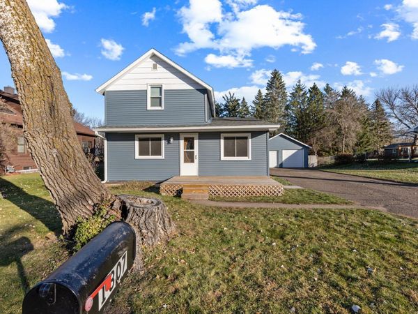 1307 S 8th Street, Brainerd, MN 56401