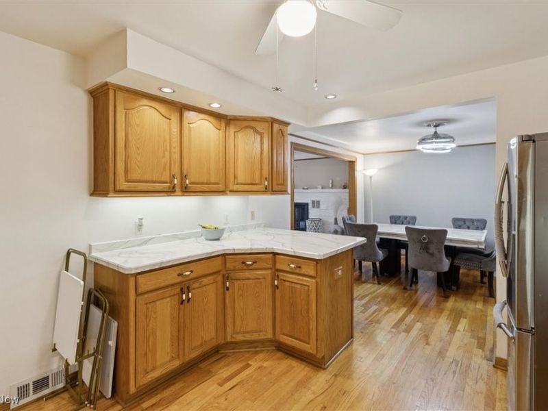 25918 Highland Road, Richmond Heights, OH 44143 Photo 14