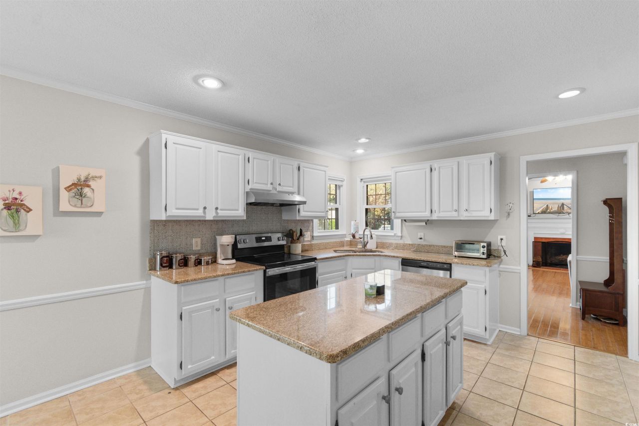 4841 Moss Creek Loop Photo 8