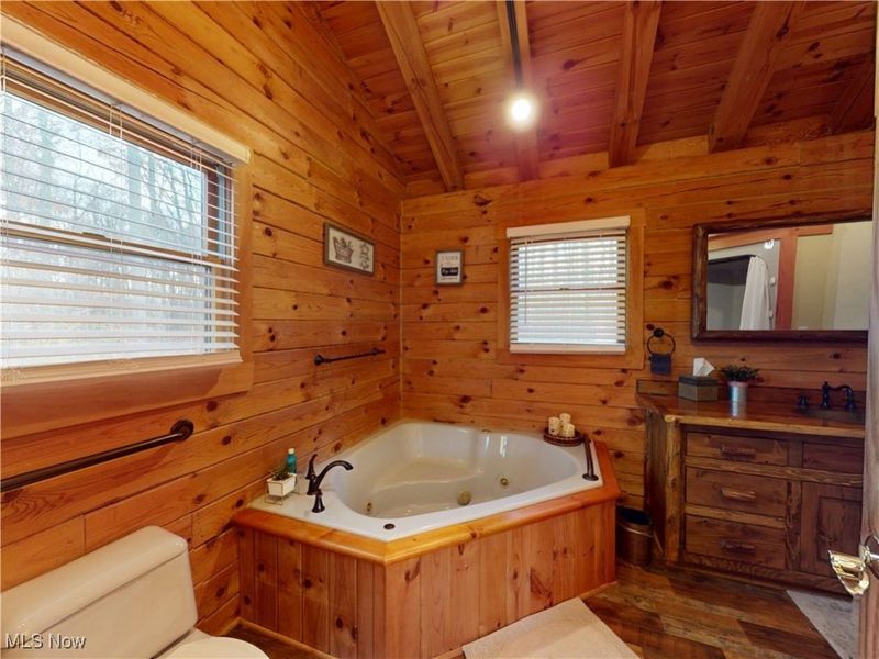 1142 Tote Road, Rock Creek, OH 44084 Photo 19