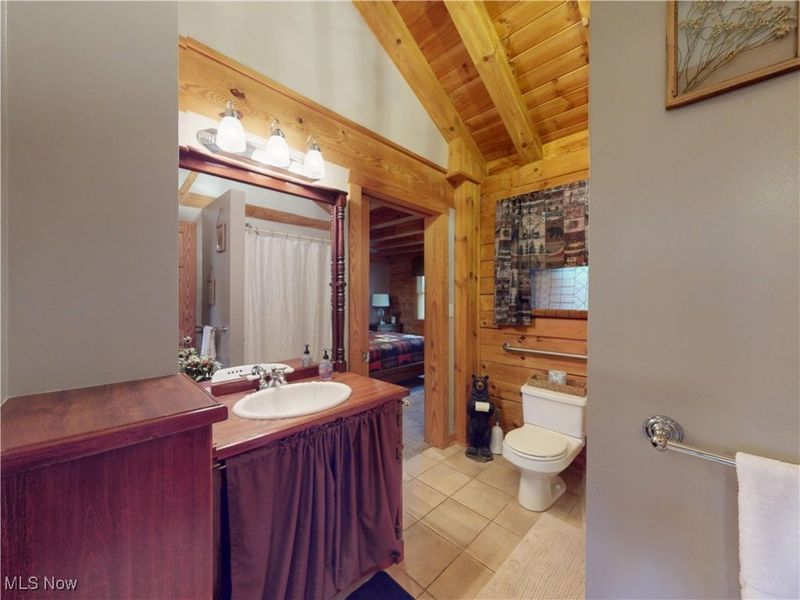 1142 Tote Road, Rock Creek, OH 44084 Photo 23