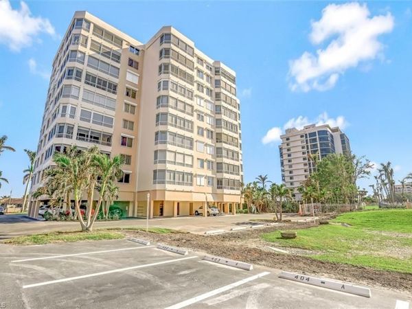 11116 Gulf Shore DR, Unit B-904, NAPLES, FL 34108