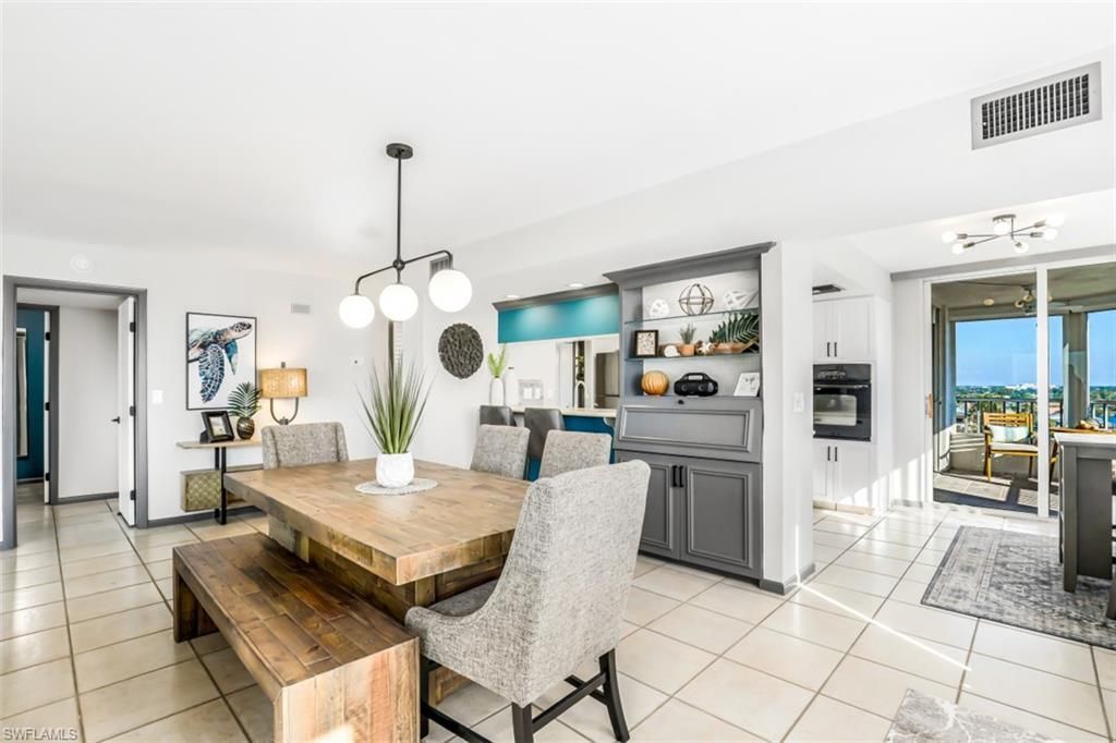 11116 Gulf Shore Dr, Unit B-904, Naples, FL 34108 Photo