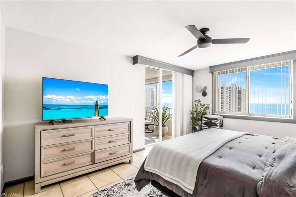 11116 Gulf Shore Dr, Unit B-904, Naples, FL 34108 Photo