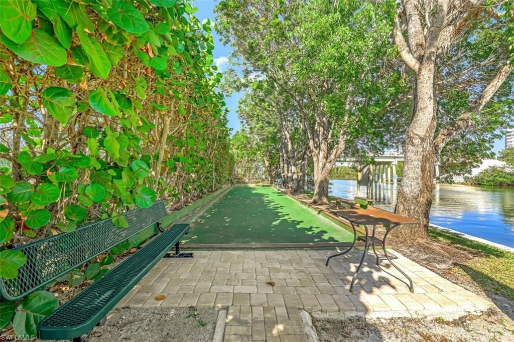 11116 Gulf Shore Dr, Unit B-904, Naples, FL 34108 Photo