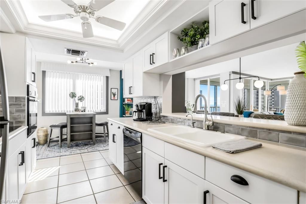 11116 Gulf Shore Dr, Unit B-904, Naples, FL 34108 Photo