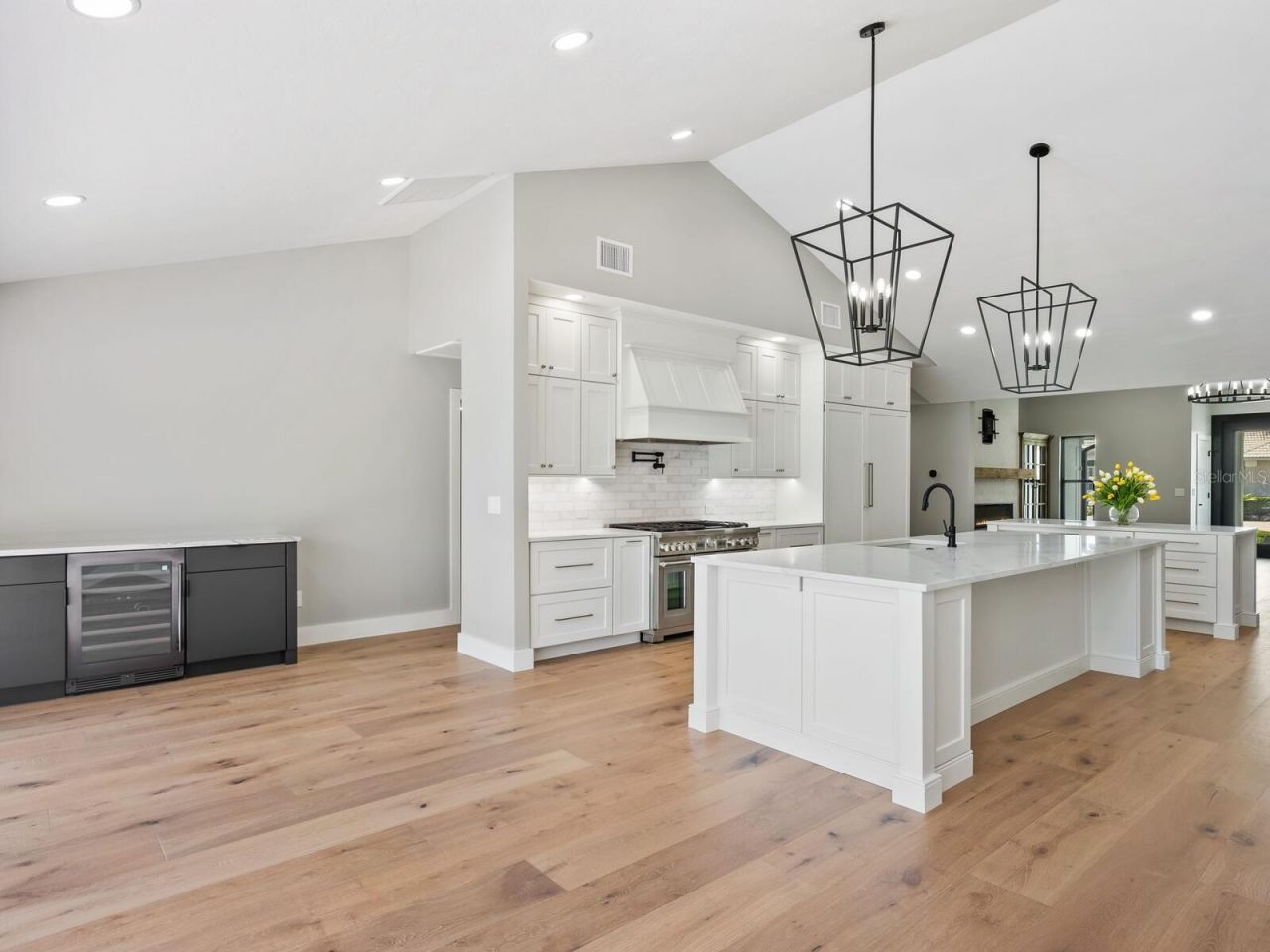 180 Lookout Point Drive, Osprey, FL 34229 Photo