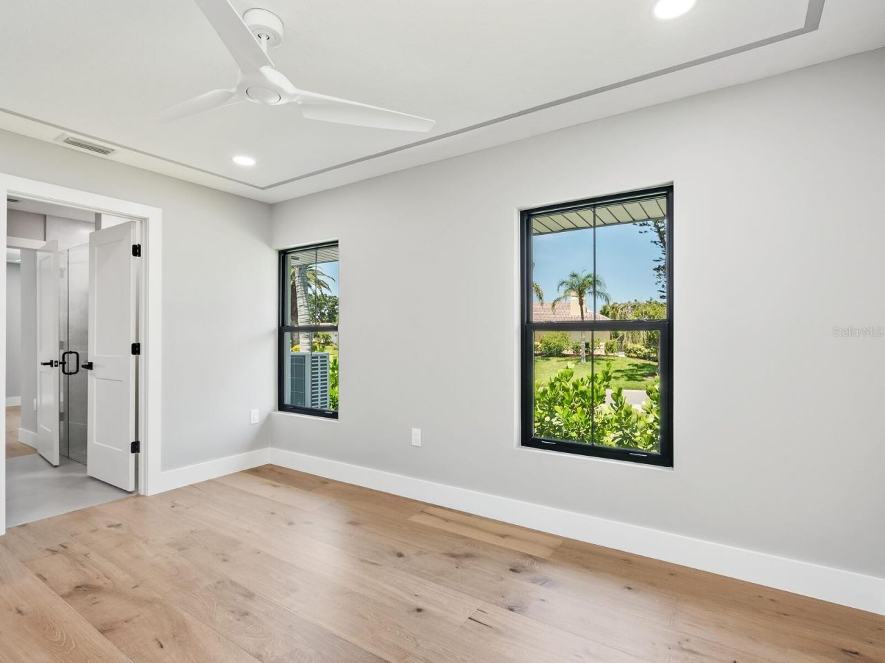 180 Lookout Point Drive, Osprey, FL 34229 Photo