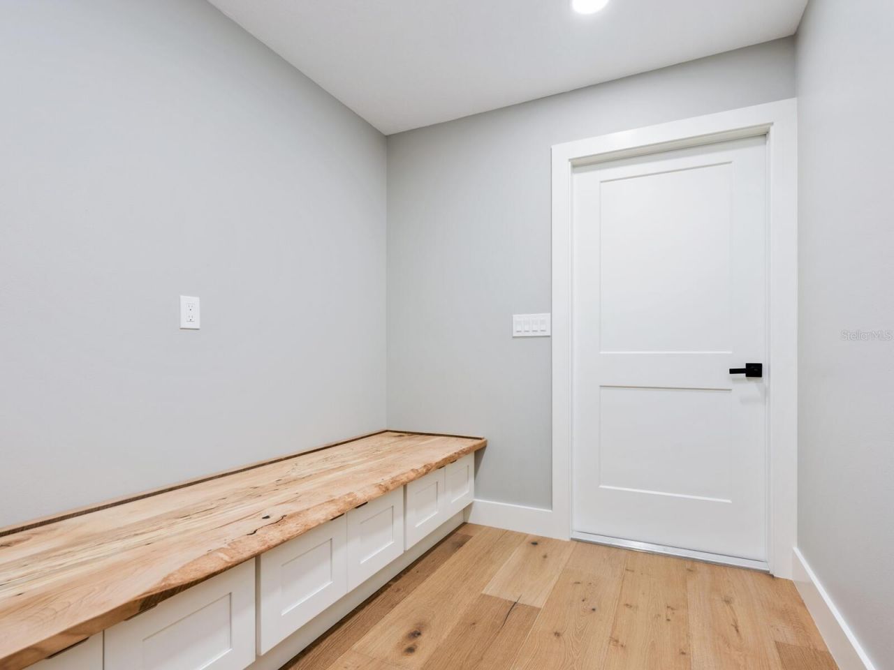 180 Lookout Point Drive, Osprey, FL 34229 Photo