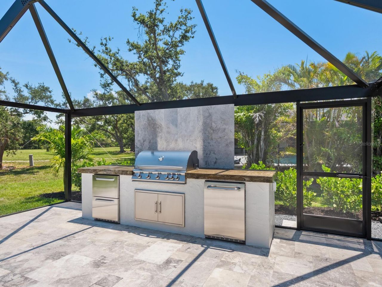 180 Lookout Point Drive, Osprey, FL 34229 Photo