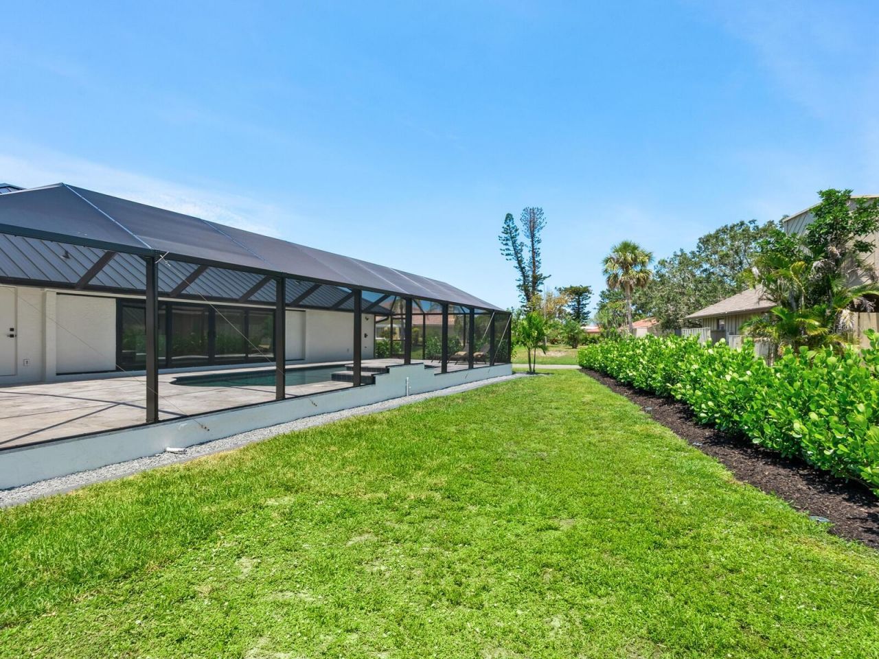 180 Lookout Point Drive, Osprey, FL 34229 Photo