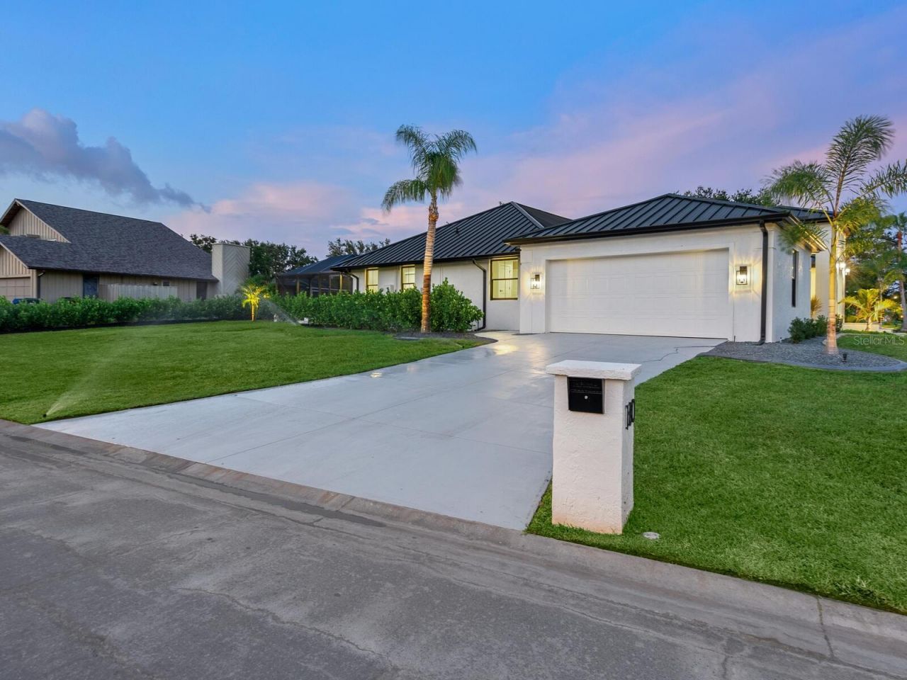 180 Lookout Point Drive, Osprey, FL 34229 Photo