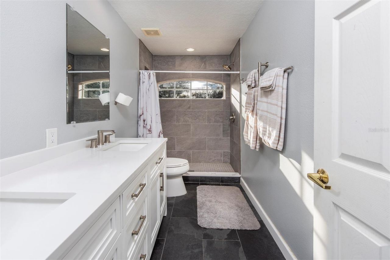 7730 Aralia Way, Seminole, FL 33777 Photo