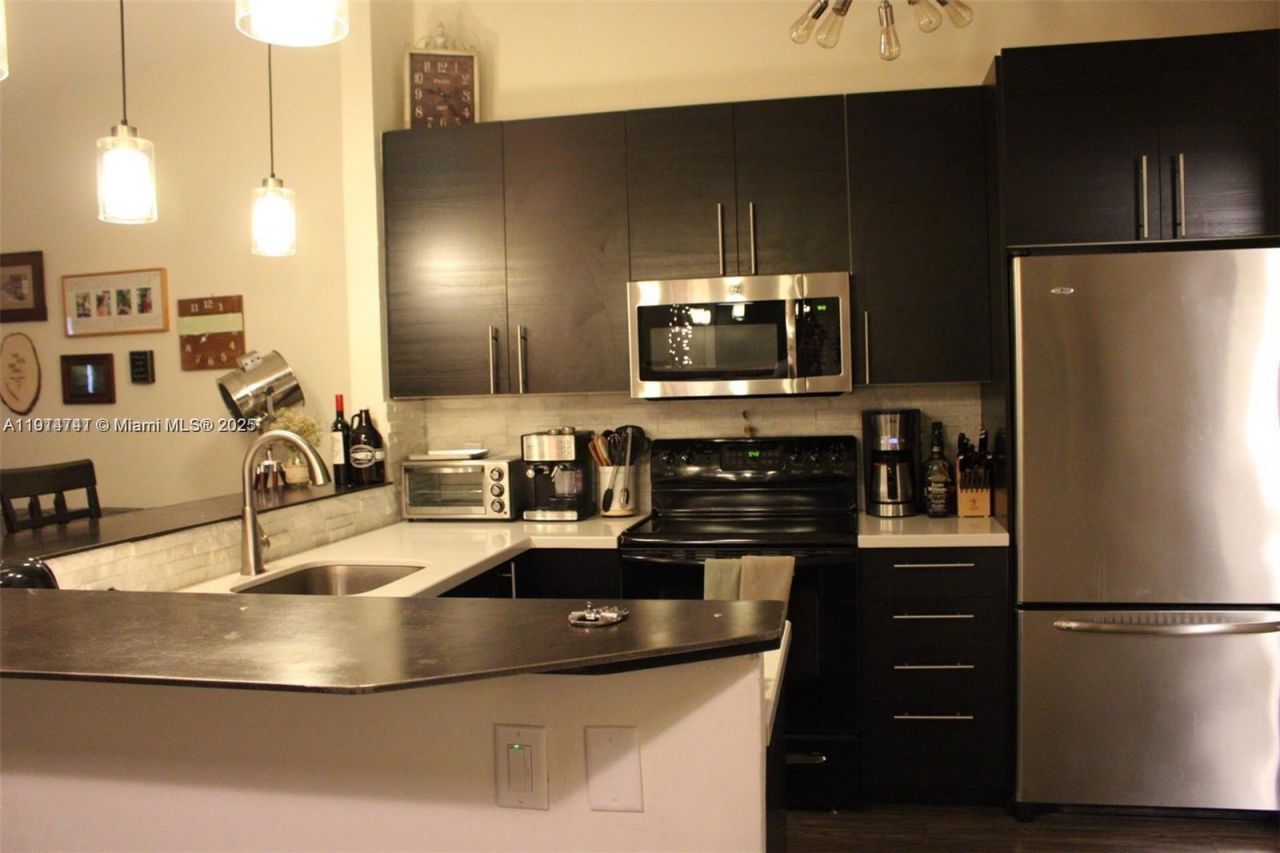 3634 NW 83rd Ln, Sunrise, FL 33351 Photo