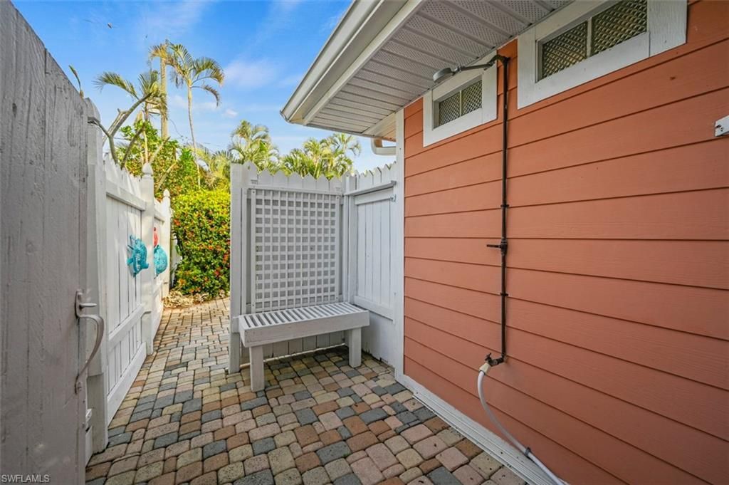 127 3rd St, Bonita Springs, FL 34134 Photo