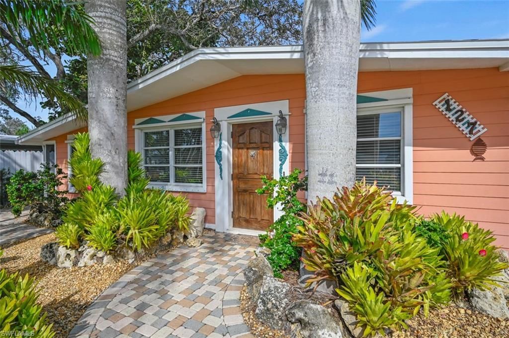 127 3rd St, Bonita Springs, FL 34134 Photo