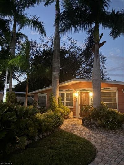 127 3rd St, Bonita Springs, FL 34134 Photo