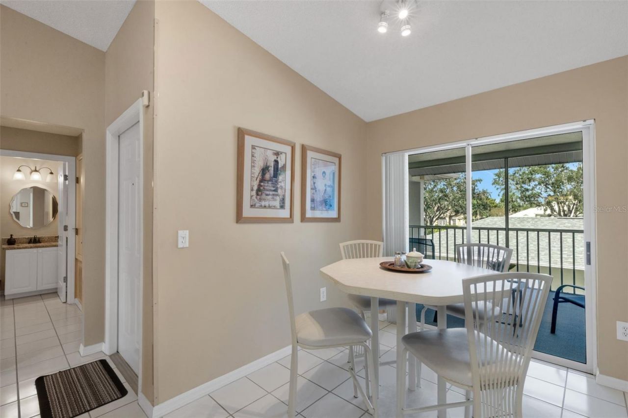 6908 Drewrys Bluff, Unit 712, Bradenton, FL 34203 Photo