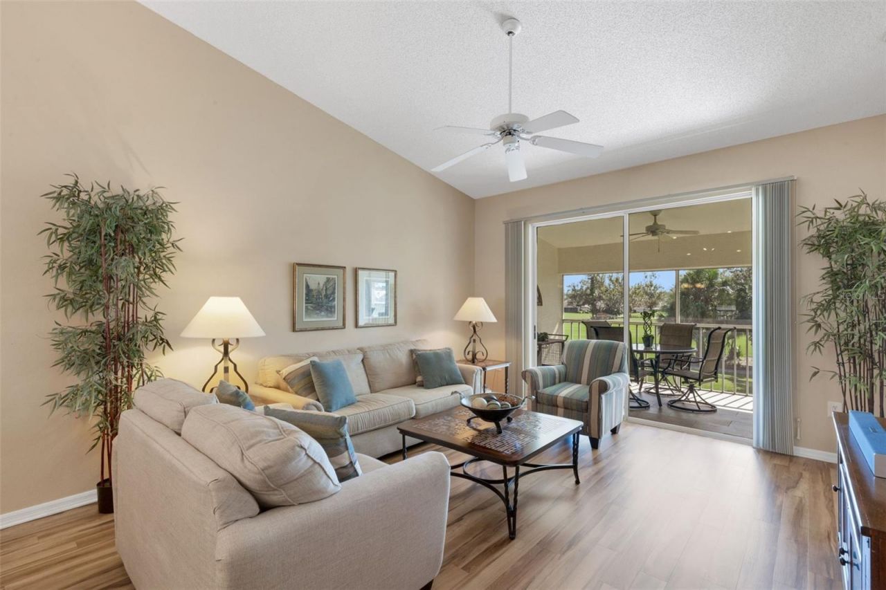6908 Drewrys Bluff, Unit 712, Bradenton, FL 34203 Photo
