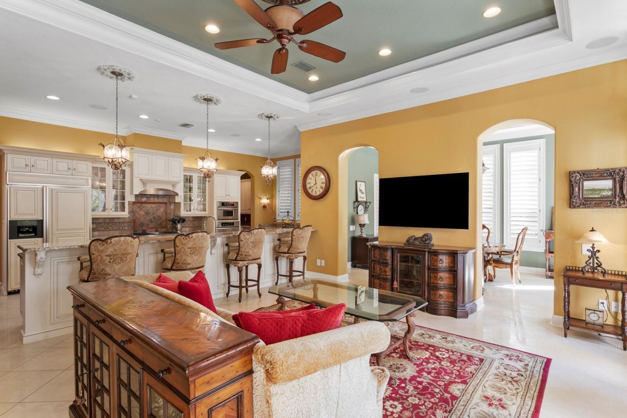 4912 Yacht Club Drive, Tampa, FL 33616 Photo